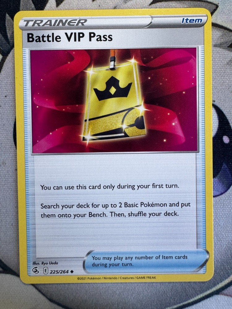 Battle VIP Pass Non Holo English Pokemon TCG BKW304