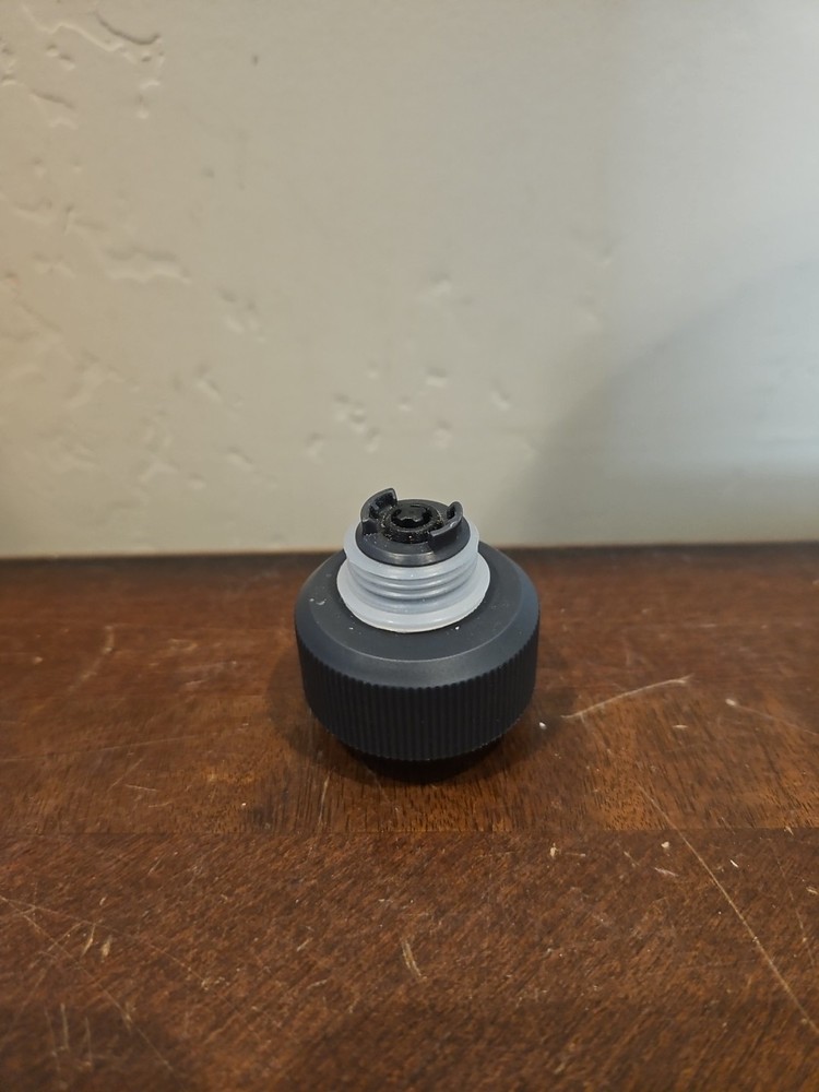 Hoover FH14000 FH14010 FH14020 FH14050 SOLUTION TANK CAP LID TOP OEM # 440014958