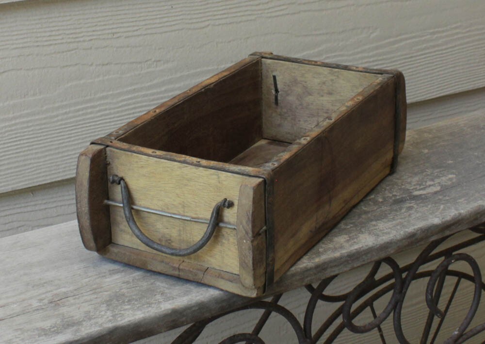 NEW with Antique Look BRICK MOLD WOOD BOX -  Primitive Style Re-Purposed Wood