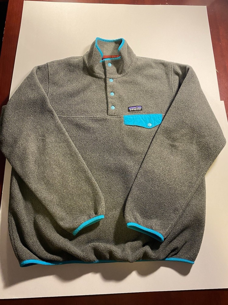 Patagonia Women’s Synchilla Snap-T Fleece Pullover in Gray Blue Size L