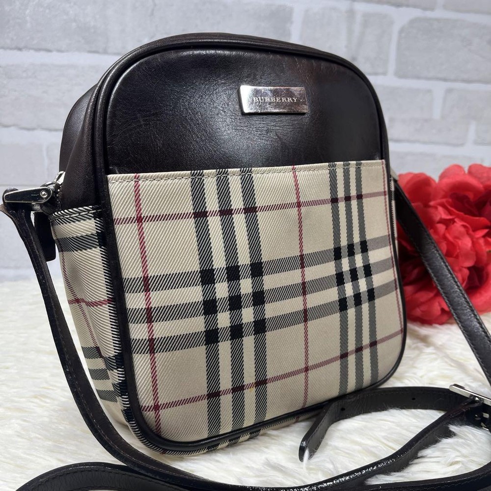 Burberry Shoulder Bag Sacoche Pochette Crossbody Nova Check