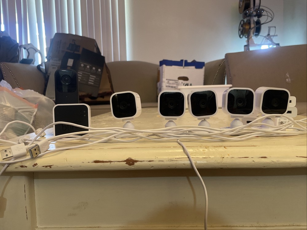 Blink Mini x5, Blink Doorbell Cam & Sync Module Bundle