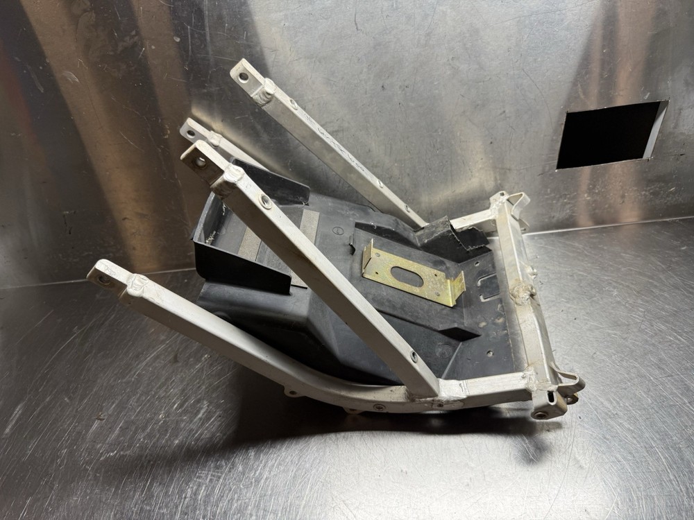 Suzuki GSXR600 GSXR 600 Rear Back Subframe Sub Frame Oem GSX-R Genuine Part