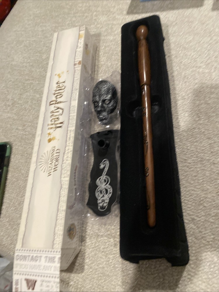 Noble Collection Harry Potter Mystery Wand Set - Triwizard Death Eaters Patronus