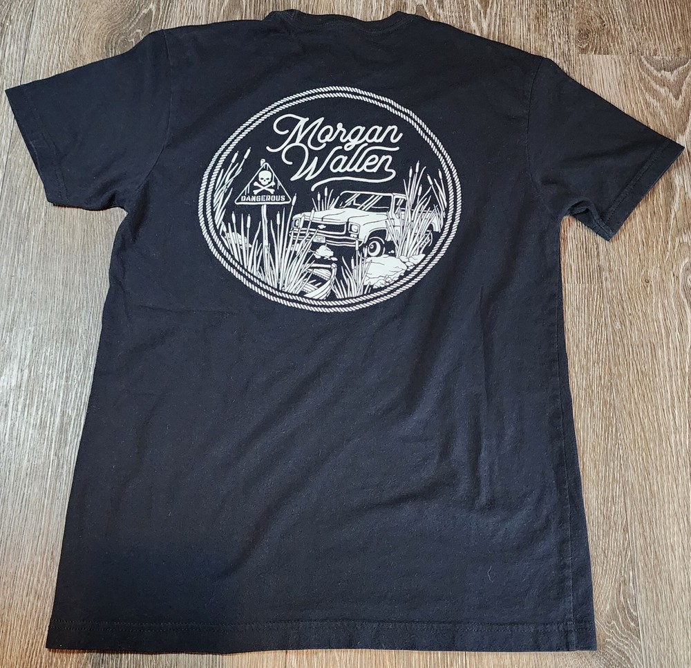 Morgan Wallen Dangerous Tour Short Sleeve Graphic T-Shirt Unisex Size Small