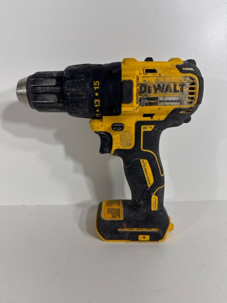 DEWALT DCD777 1/2 Inch Cordless Drill Tool Only Tested Works P26015696
