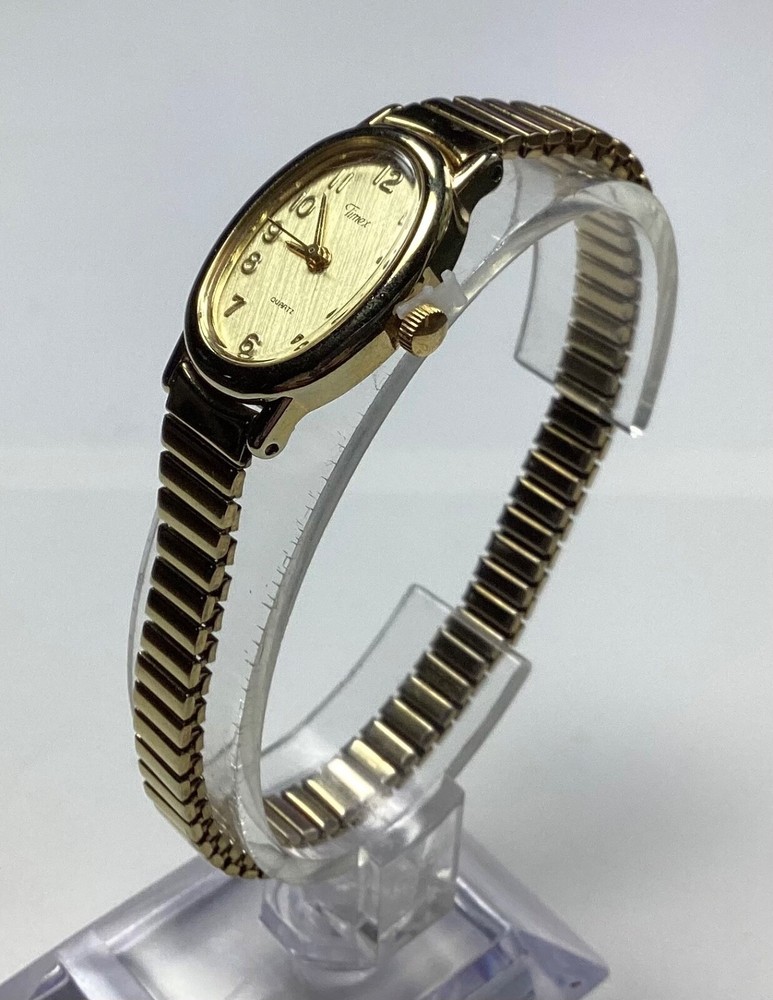 Timex Vintage Watch Gold Tone Oval Stretch Band New Battery