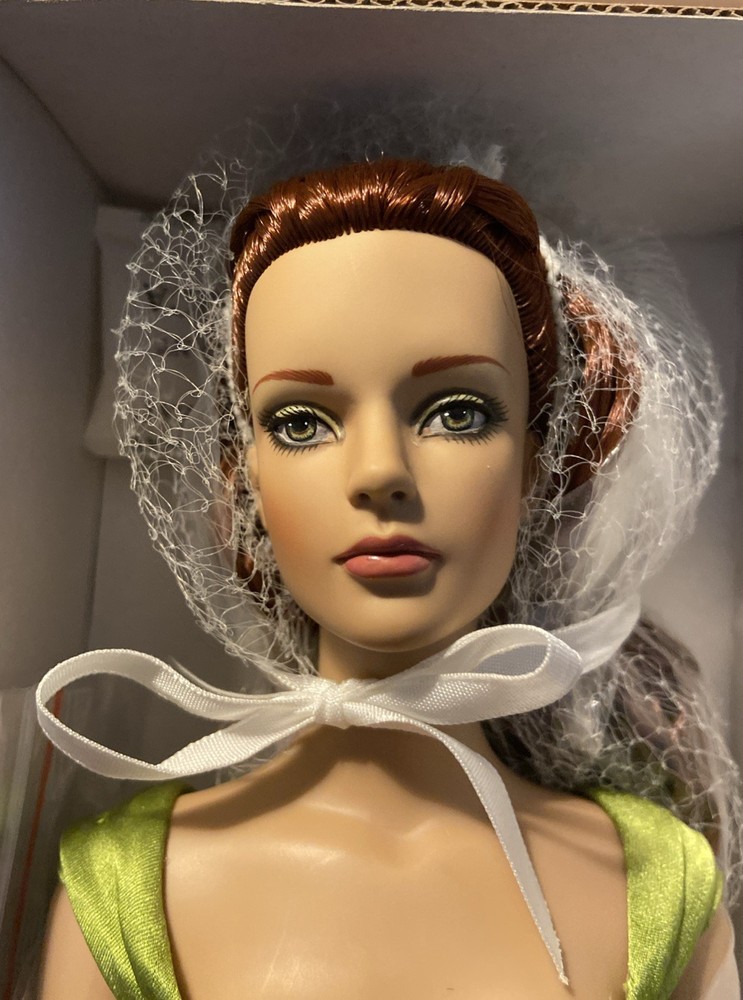 Tonner 16