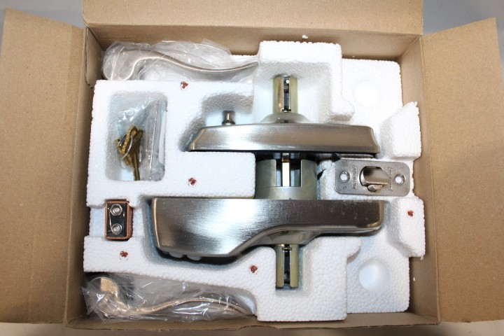 Schlage Camelot Keypad Entry Flex-Lock Deadbolt with Accent Levers in Satin Nickel