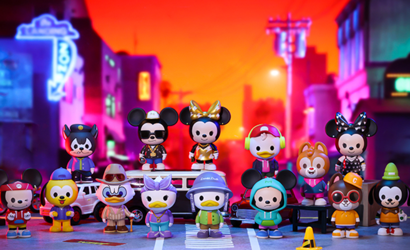 POP MART Disney Mickey and Friends Street Style Series Figure HOT