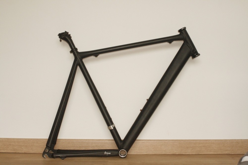 2000’s Principia Road Frame 58cm L/XL (inc. RD hanger) ONLY Frame & Some Parts.