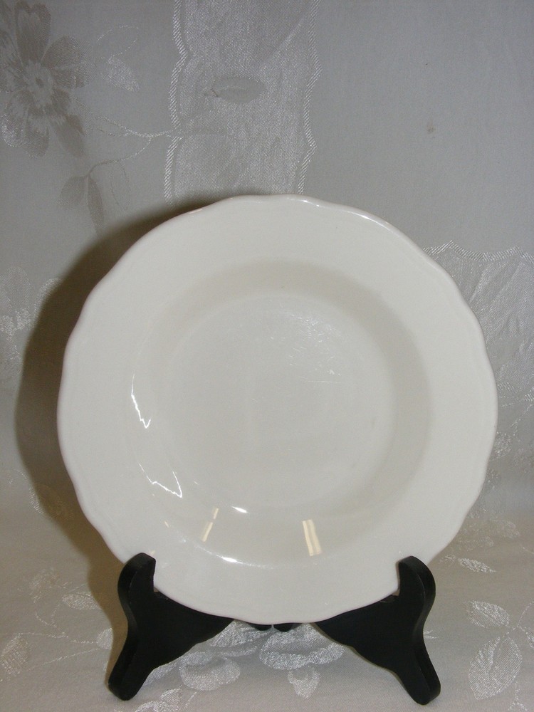 Vintage Restaurant Ware Homer Laughlin Best China Scalloped Cereal Soup Bowl