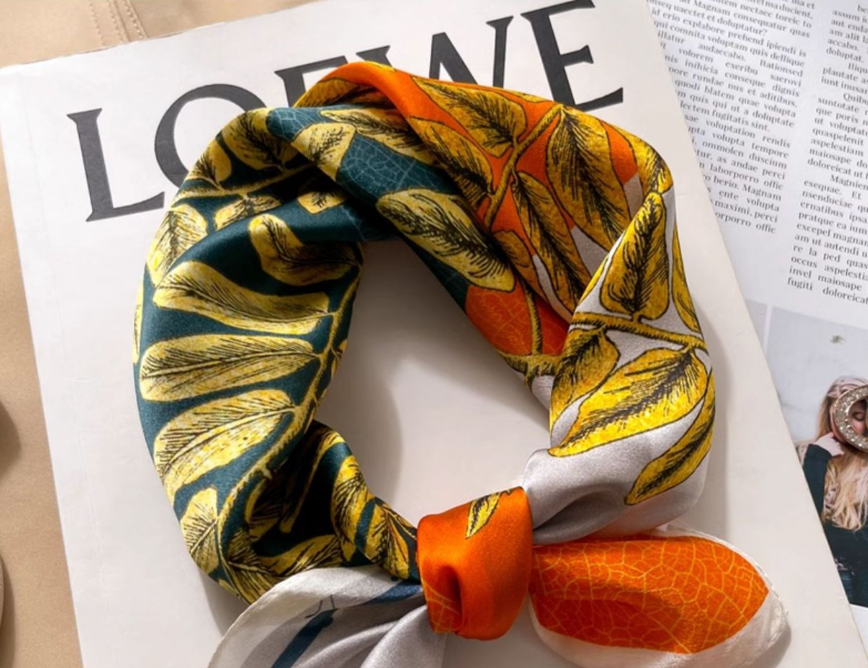 100% Mulberry Silk Scarf for Women Dandelion Print Square Bandana Wrap 53x53cm
