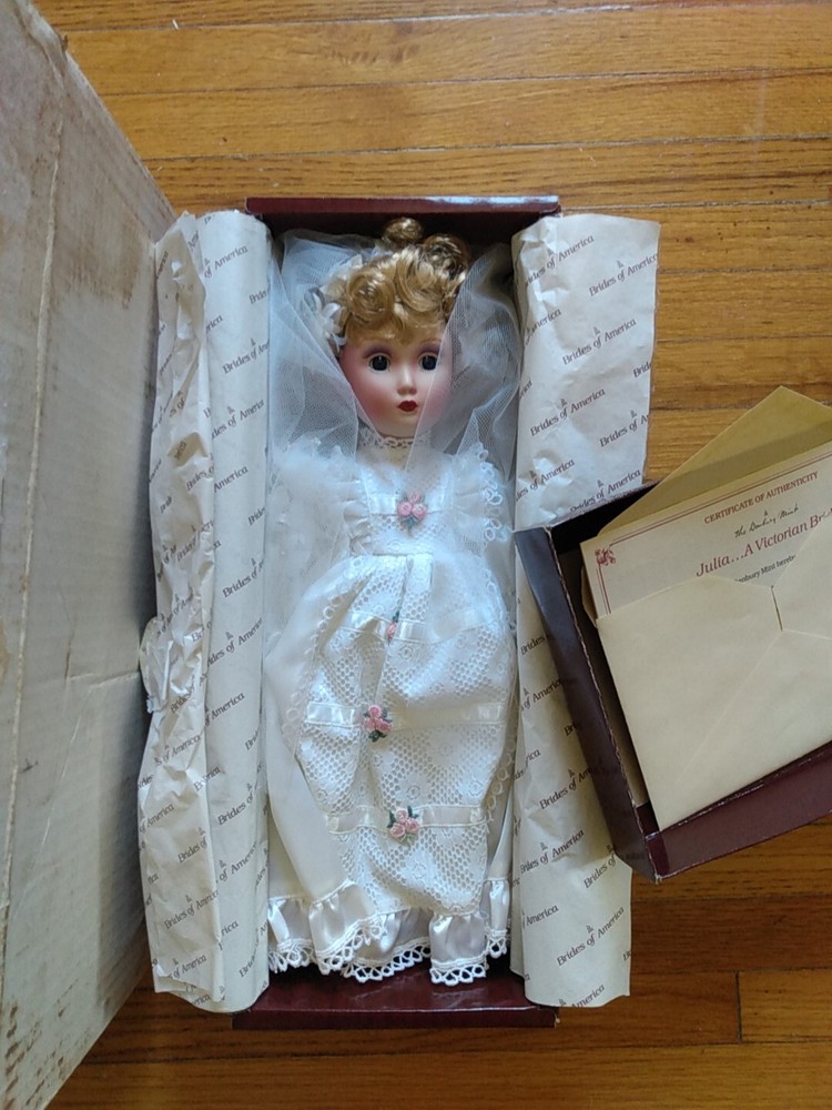 Danbury Mint Brides of America Julia,in shipper with stand