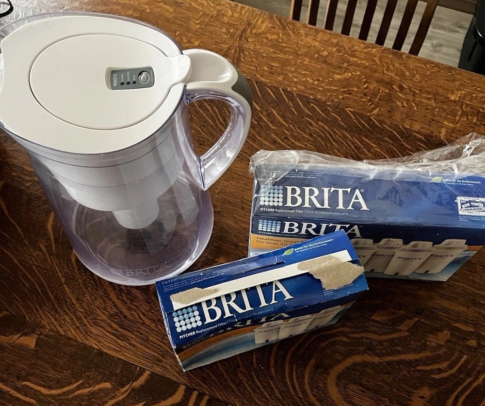 Brita Large 10 Cup Water Filter Pitcher with 6 Brita Filters Sealed