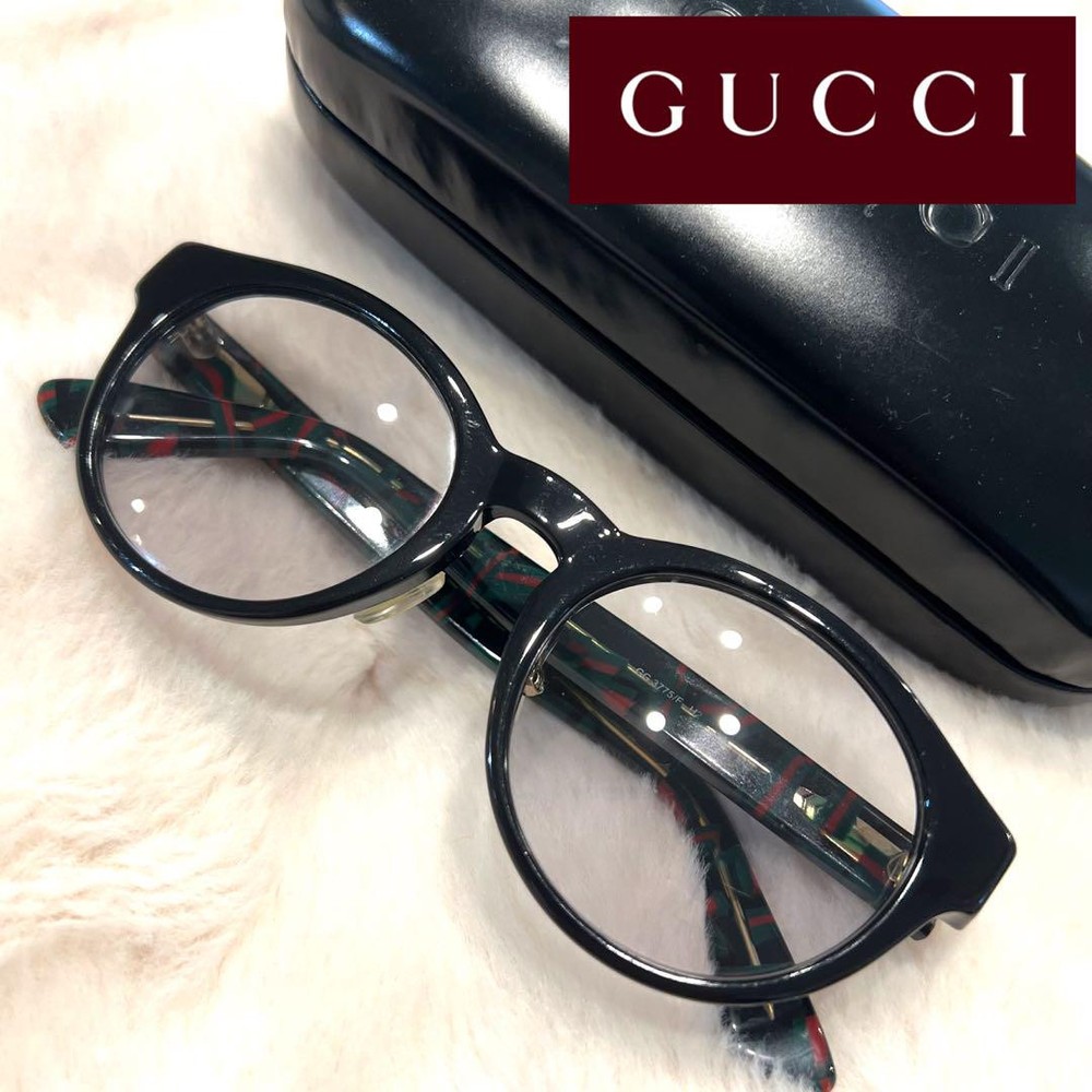 Gucci Black Side Logo Sunglasses with Case Unisex