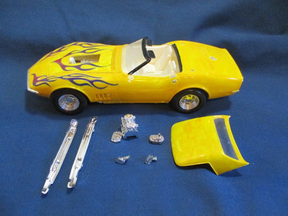 Junkyard model 1968 Chevrolet Corvette Stingray for parts or repair 1988 Revell