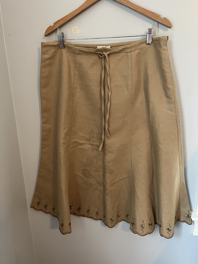 EDWARD Women’s Midi Skirt Size. 14 A-Line Embroidered Detail Light Brown Lined