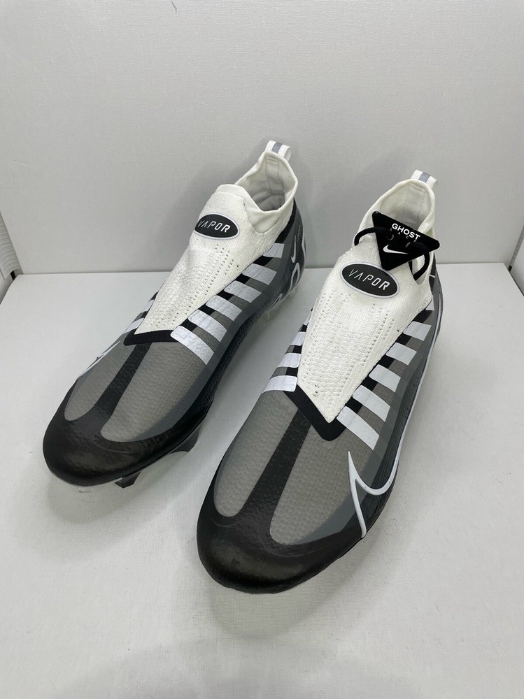 Nike Vapor Edge Elite 360 Flyknit Football Cleats in Black Grey Size 11.5 DQ3558