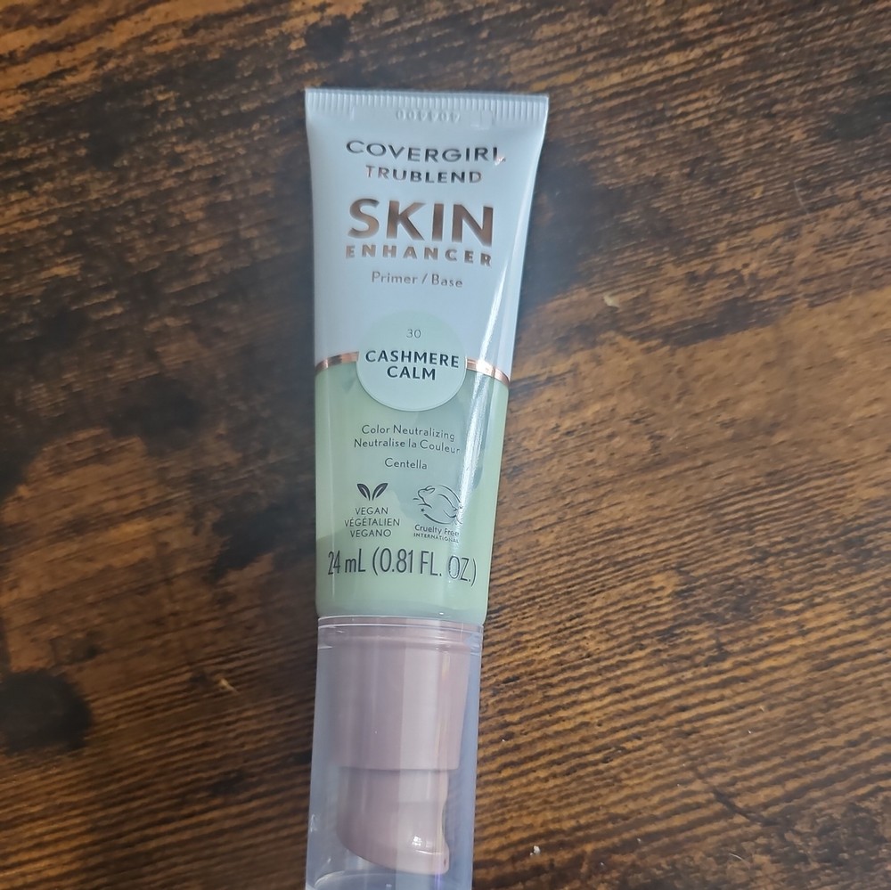 CoverGirl TruBlend Skin Enhancer Primer in Cashmere Calm for a Flawless Base  