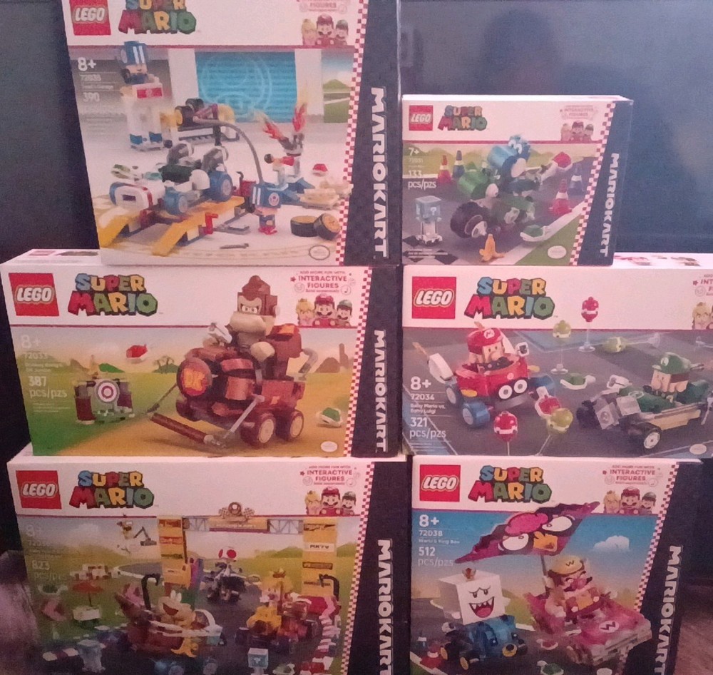 Lego Super Mario Kart Lot Of 6.    72038,72034,72031,72036,72033,72035