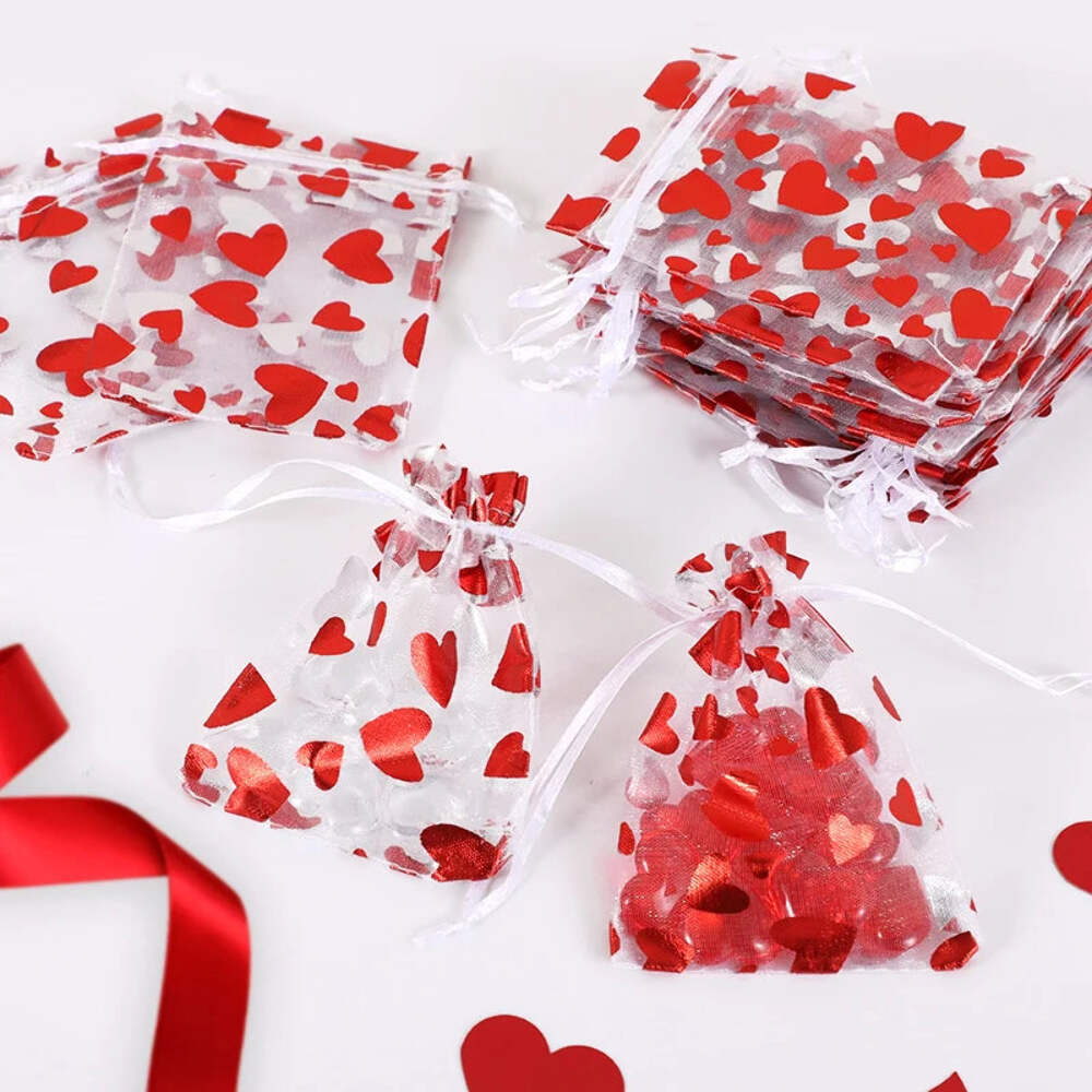 50pcs Red Heart Organza Bags for Wedding Favors Valentines Candy Gifts