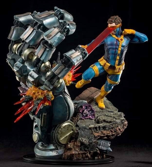 Custom Last Level 1/4 Scale Cyclops Vs Sentinel Statue