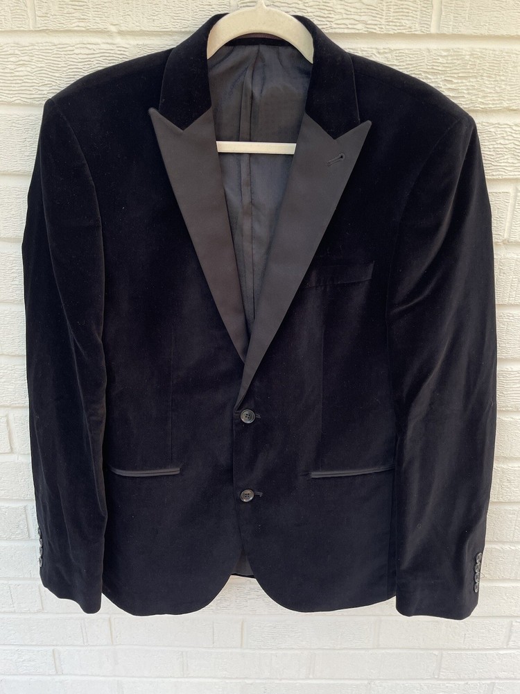 Black Velvet Slim Fit Tuxedo Blazer with Satin Lapels for Men Size 40R