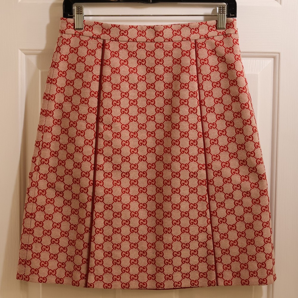 READ Gucci red GG monogram canvas A-line short skirt lamb leather trim US 6 / M