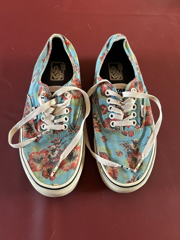VANS Star Wars Yoda Aloha Blue sneakers size 8.5
