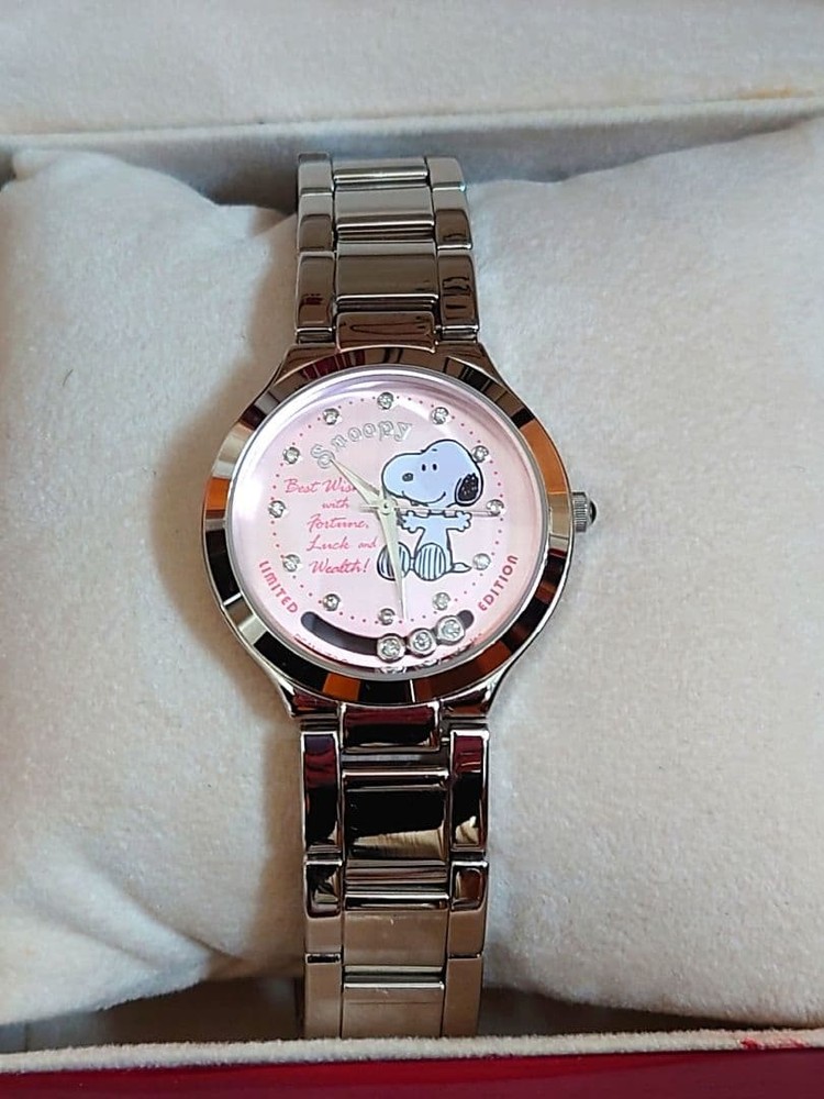Peanuts Snoopy Limited Edition Pink Dial Diamond Quartz Watch 14.5cm Band