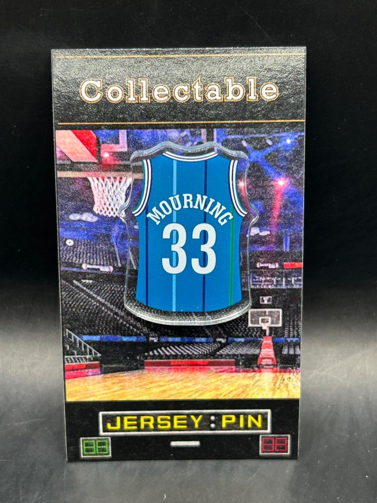 Charlotte Hornets Alonzo Mourning jersey lapel pin-Classic Retro Collectable