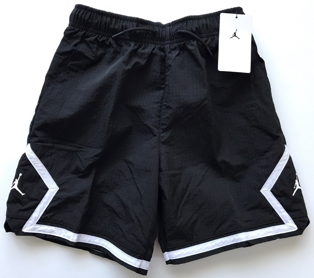 NWT Nike Air Jordan Big Boys' M Poolside Woven Diamond Shorts Black 10-12Yrs New