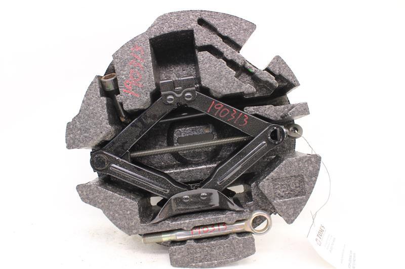 2012 Subaru Legacy Used Floor Jack in Excellent Condition