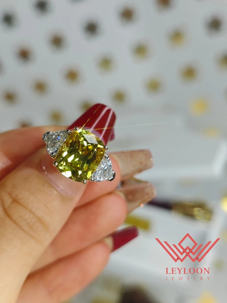 4ct Cushion Cut Yellow Lab Sapphire 10K Two-Tone Gold Ring