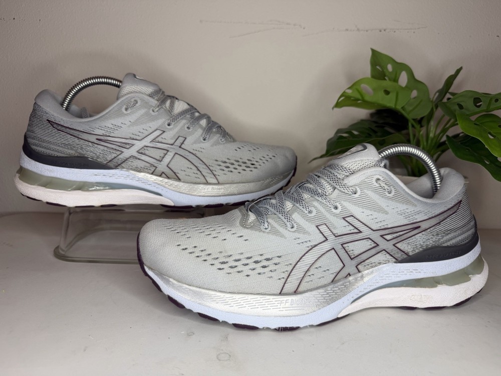 Asics Gel-Kayano 28 Running Shoes Women Size 10 Wide Gray Comfort Low Sneakers