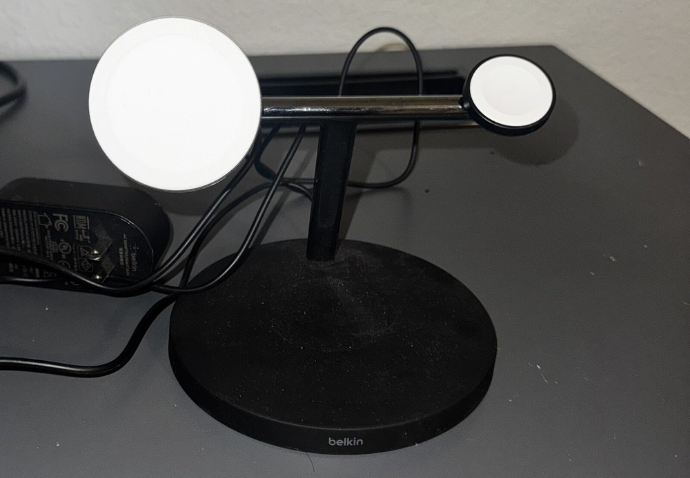 Belkin MagSafe 3-in-1 Wireless Charging Stand 2nd Gen With Apple Watch Charging