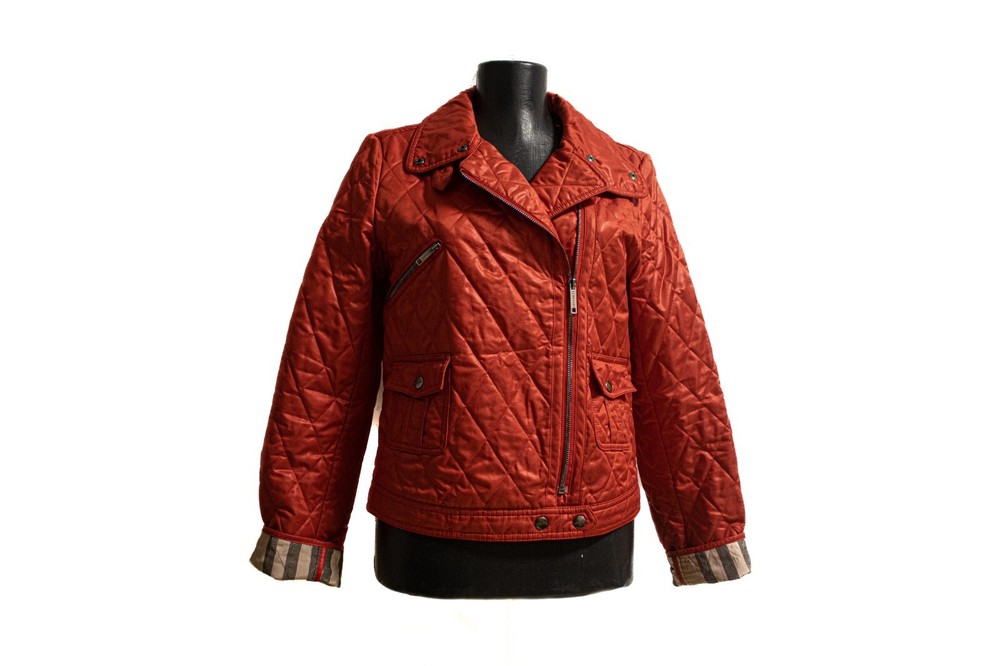 Burberry women quilted nova chek jacket  M size red