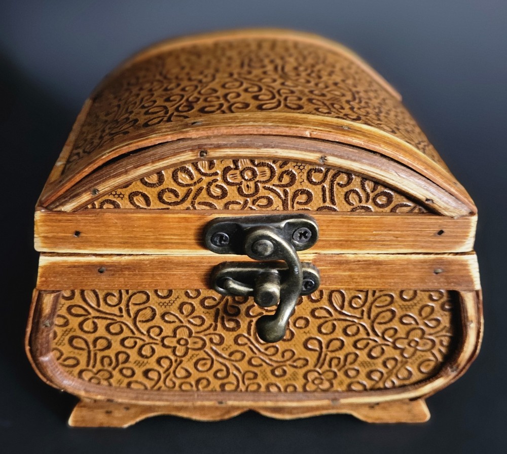 Vintage Floral Wooden Hinged Box with Latch 4.25 Inches Tall