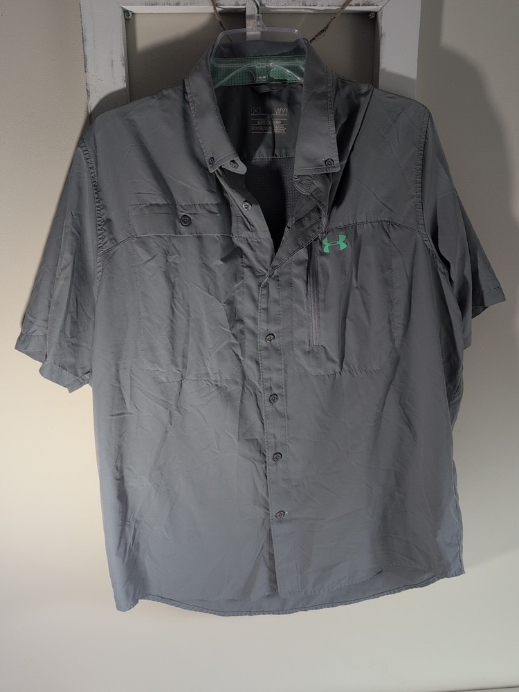 Under Armour Heat Gear Button Up  Size Large Mens