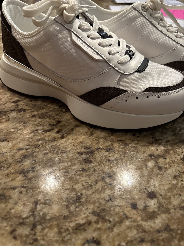 Michael Kors Flynn Trainer Sneaker Low Top Lace-Up, Size 7.5 women’s