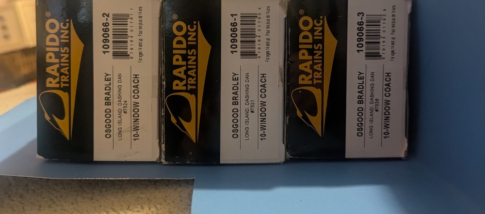 A Three Car Set Dashing Dan Passenger Cars Ho Trains