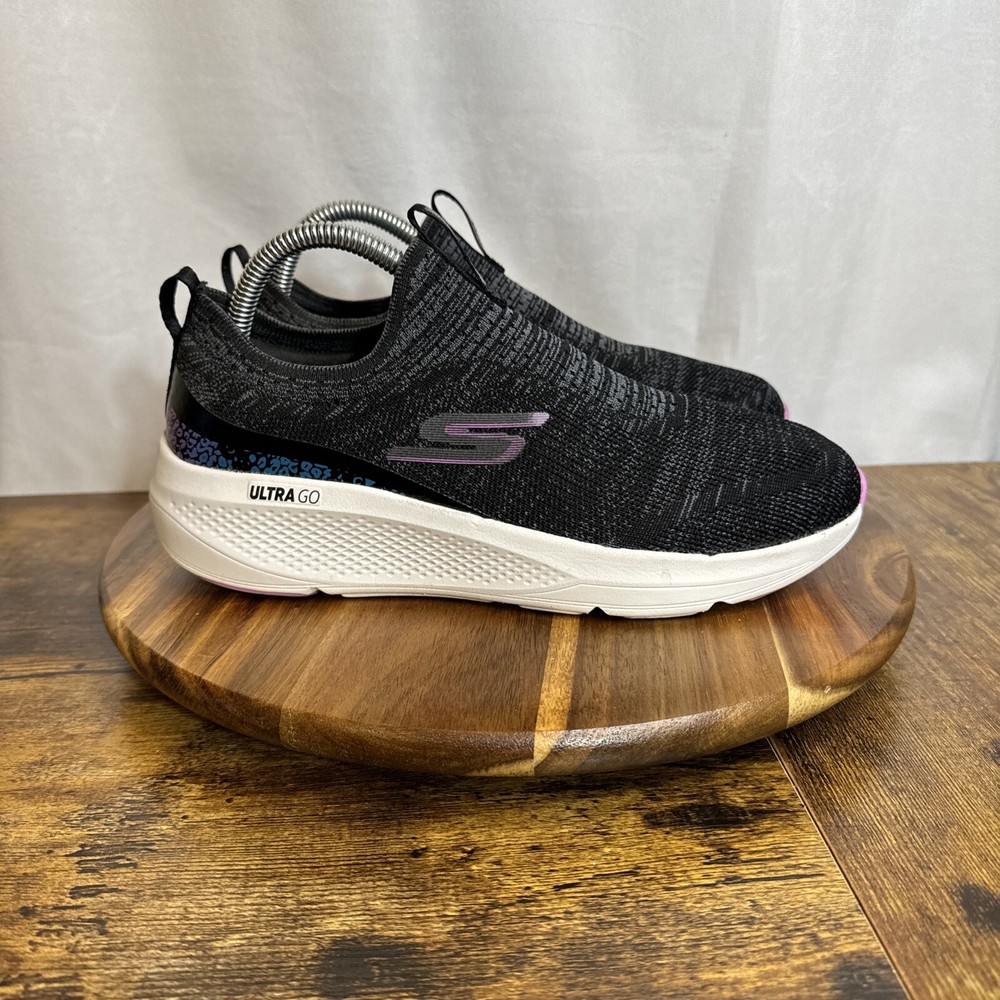 Skechers Womens Go Run Elevate Cheetah Print Colorful Black Running Shoes Sz 8.5