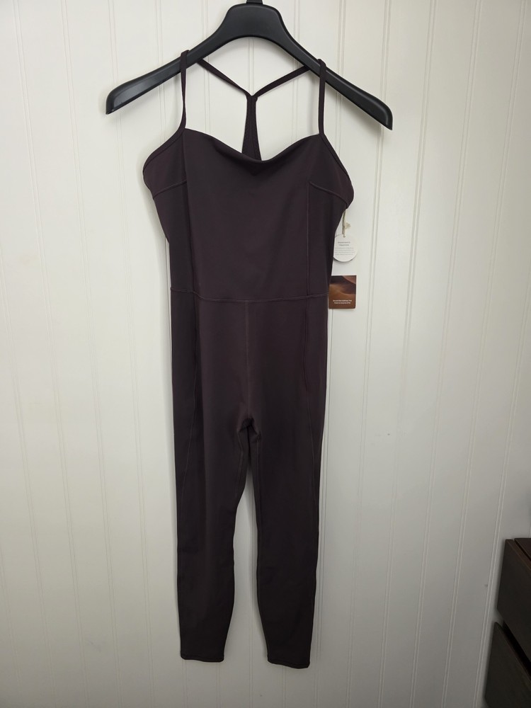 Vuori Bondi Jumpsuit color Sangria, Size Women's M