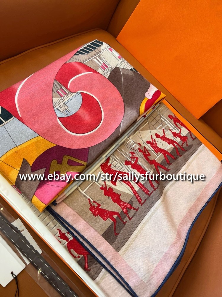 Sallys Boutique 80% Cashmere 20% Silk Parade Print Square Scarf Shawl 53