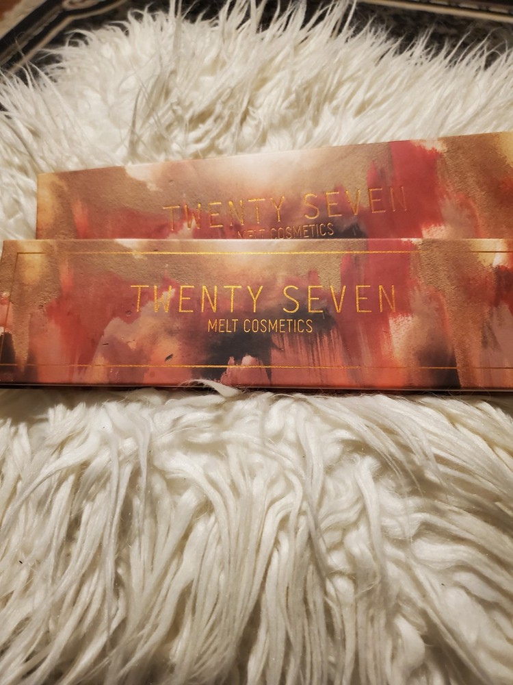 Melt Cosmetics Twenty-Seven 10-Pan Eyeshadow Palette Matte & Foiled Warm Reds.
