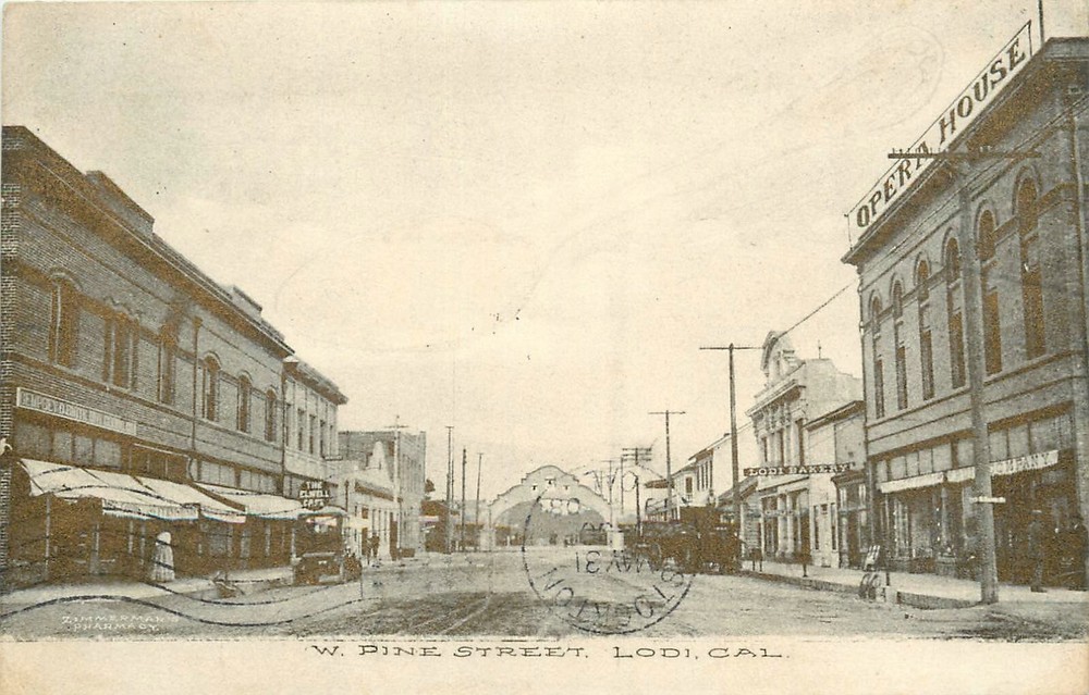 1908 Lodi California W. Pine Street Zimmerman Pharmacy Postcard 25-471