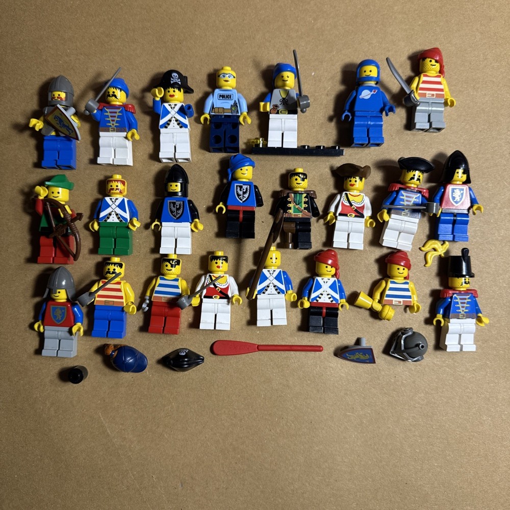 LEGO Minifigures Lot – Vintage Castle Pirates Space Town Police Mixed Figure Lot