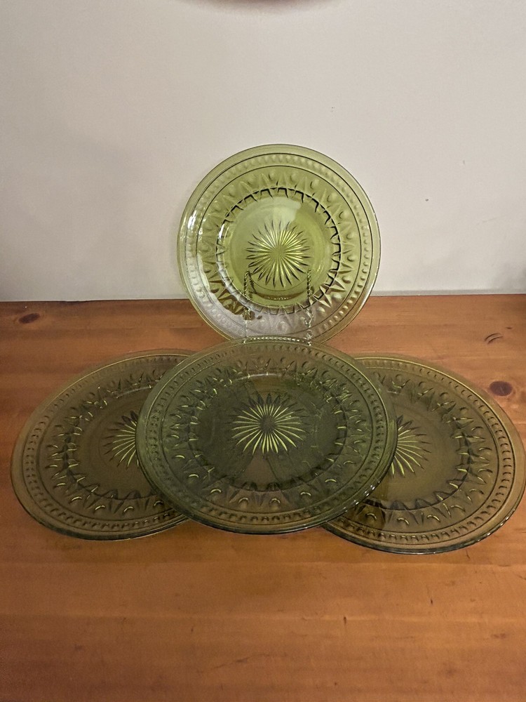 VTG Set 4 Colony Park Lane Avocado Green Glass Luncheon Salad Dessert Plates 8”