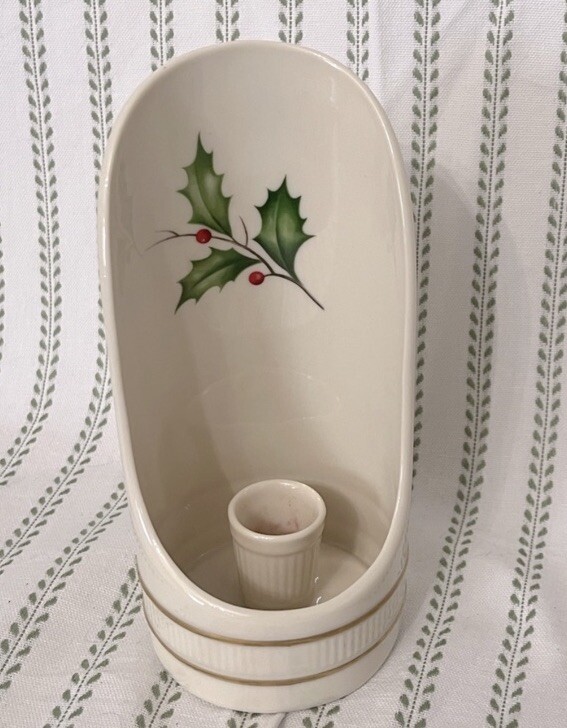 VTG Lenox Hand Decorated with 24k Gold Highlights Holiday Holly Candle Holder